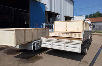 图片名称：发货现场
点击次数：1983次